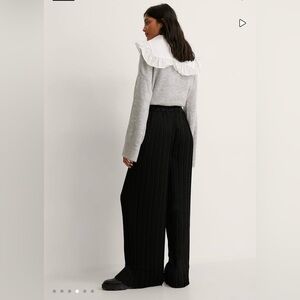 NA-KD Black Pleated Wide Leg Pants - High Waisted - Euro 38 or US 6 - tall